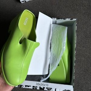 Women’s mule